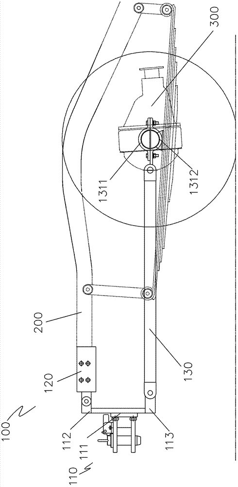 Aircraft tractor and traction mechanism used thereon