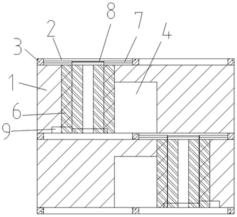 Staggered conveyor belt type balcony escape device