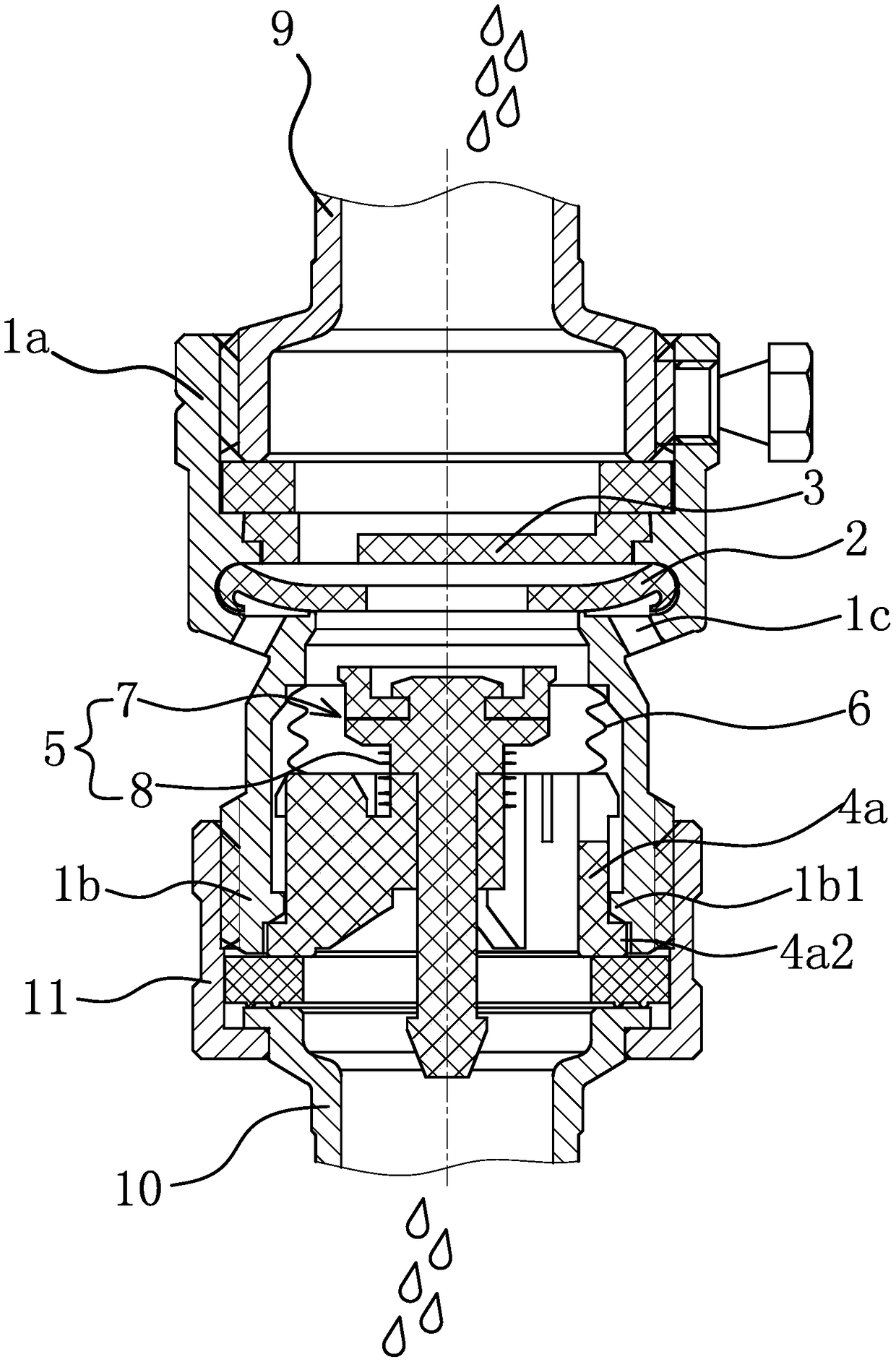 Automatic drainage joint