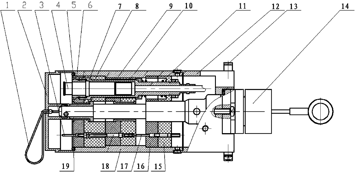 Short-circuit-proof separable plug connector with three-layer insulator assembly
