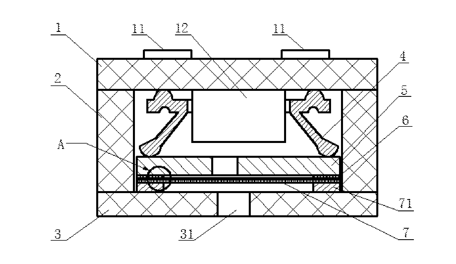 Spacer for a capacitive microphone and capacitive microphone with the same