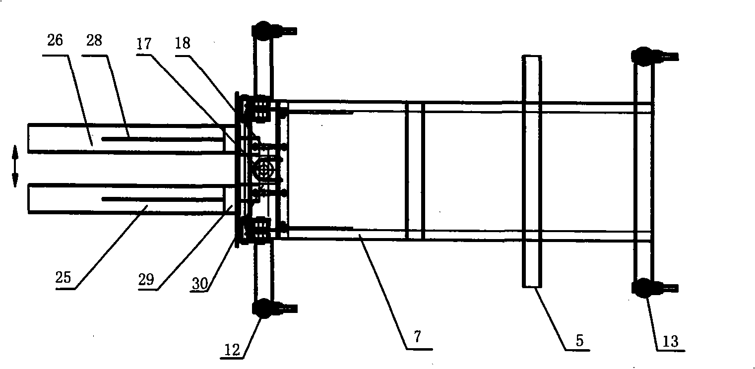 Stretching device of case beam in case