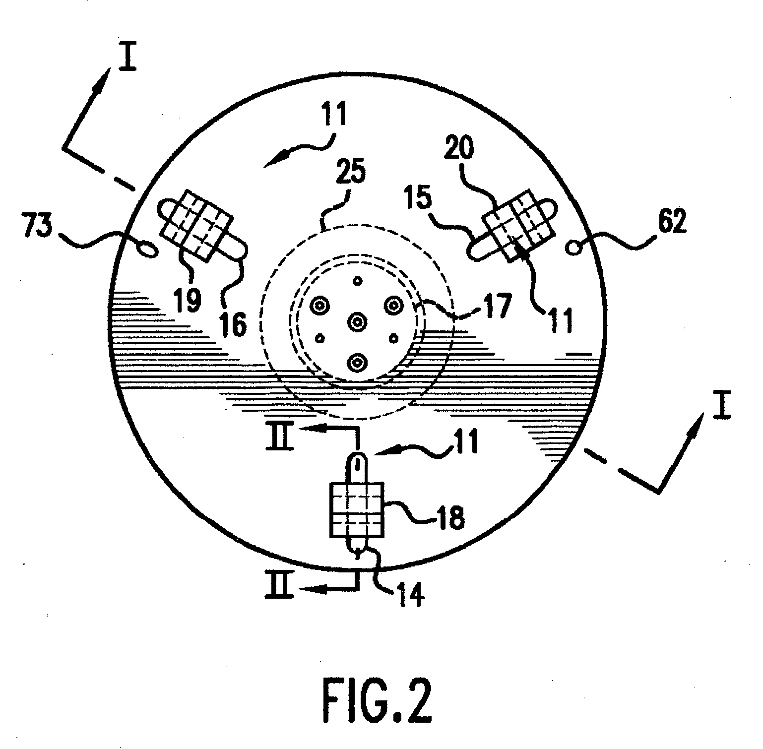 Powered turntable with universal, self-adjusting chuck for holding auto wheels and the like for polishing