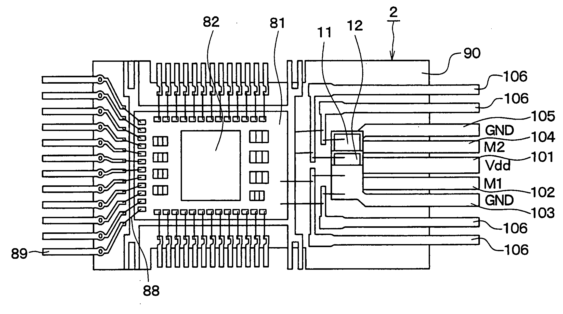 Semiconductor device having metallic lead and electronic device having lead frame