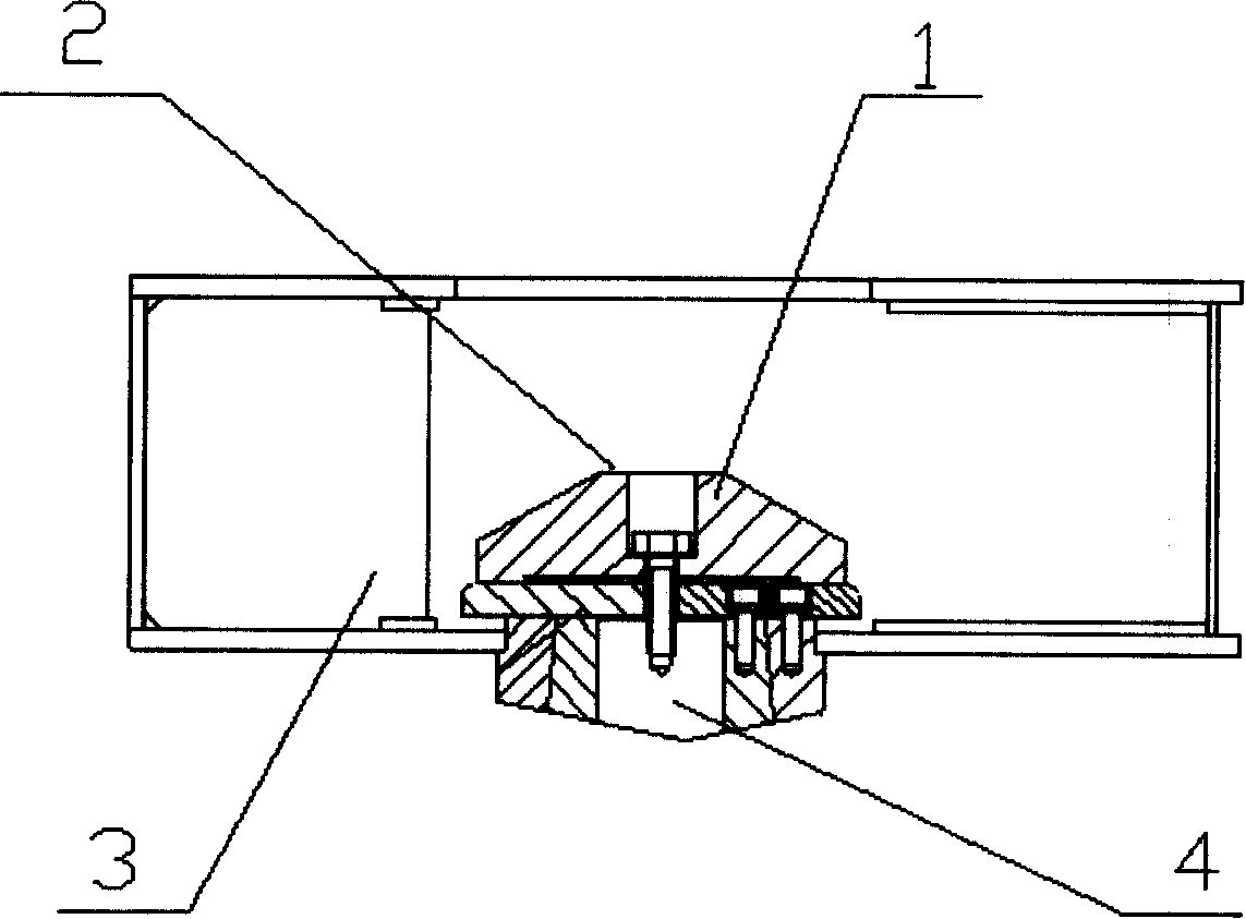 Material separating disc for impact sand production machine