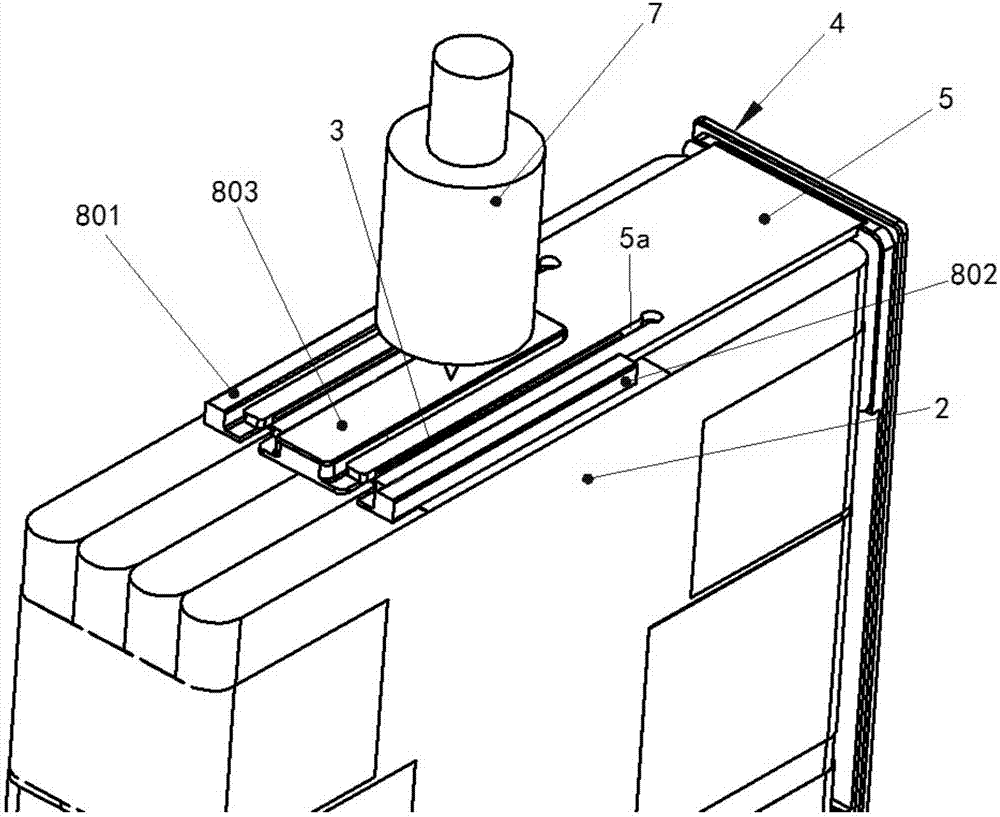 Connecting structure of lug and pole and connecting method