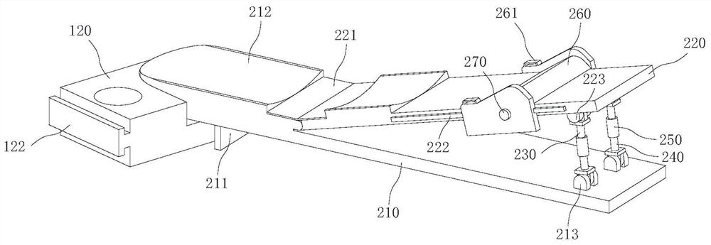 Adjustable radial artery puncture supporting plate for interventional operation