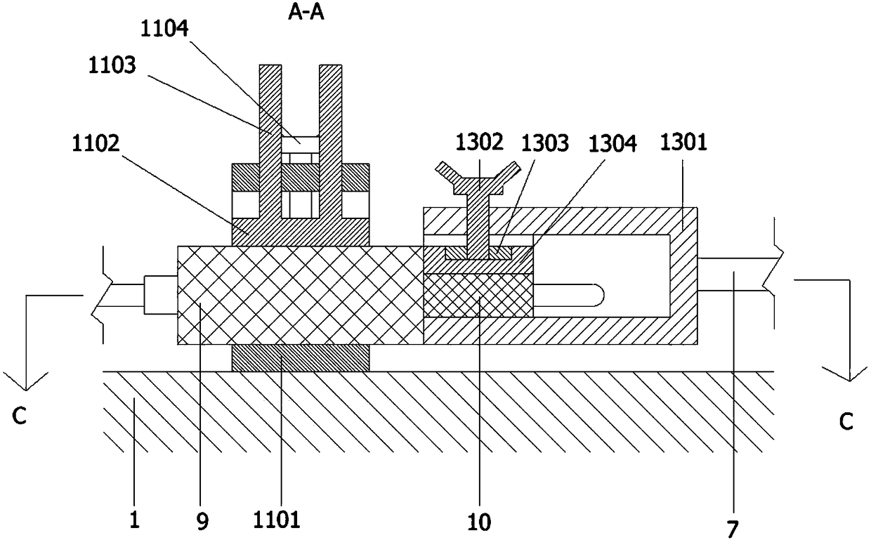 Automated electronic device interface service life detection device