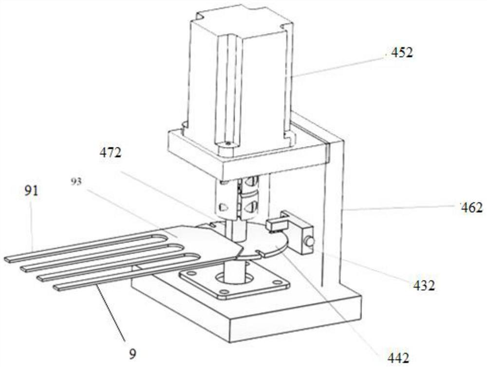 Fresh-keeping storage box with automatic delivery function