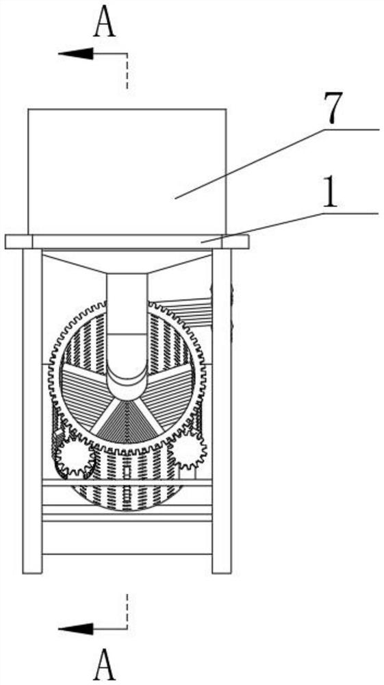 Gravel screening device based on machine-made sand production