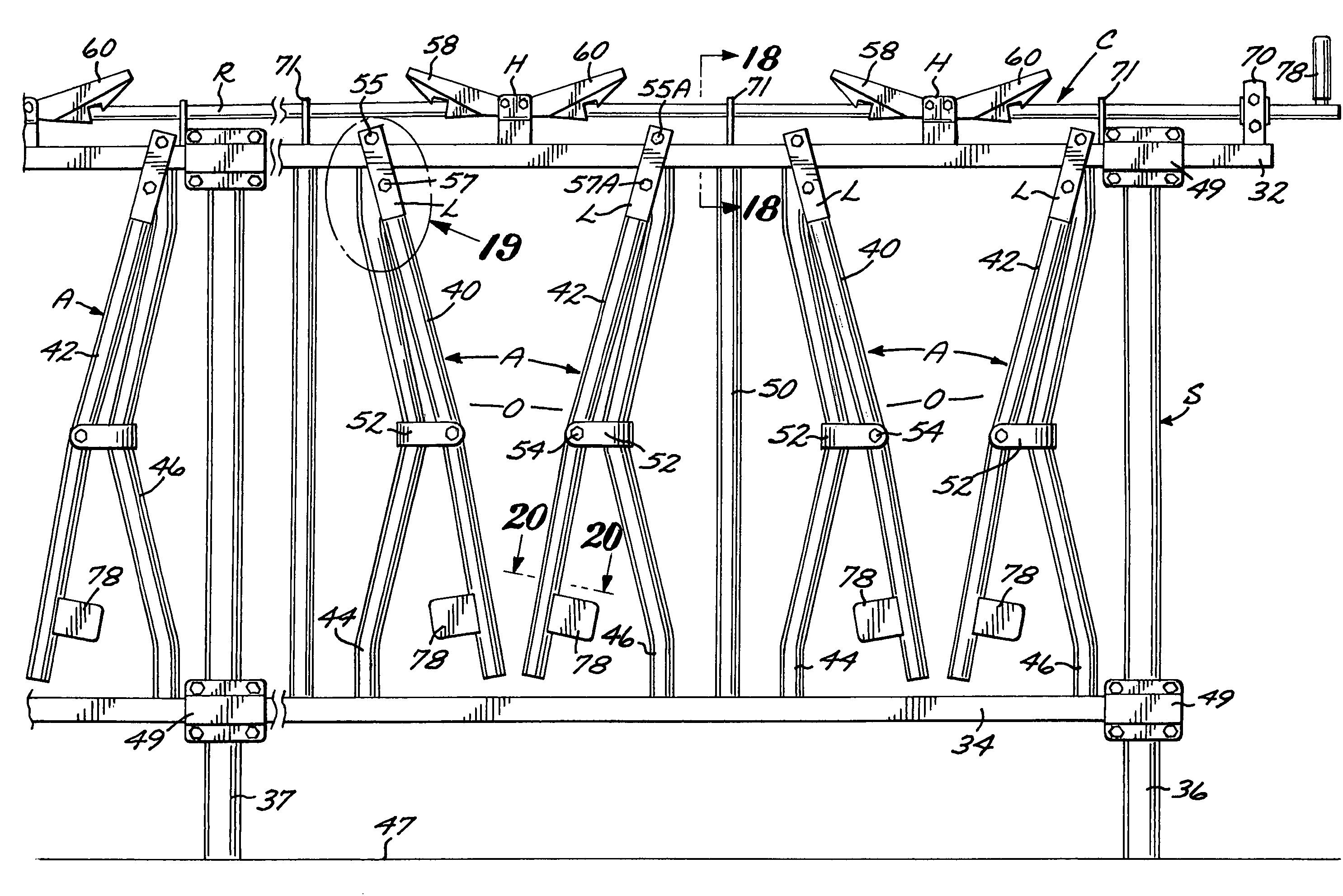 Double-release bar for a cow stanchion apparatus