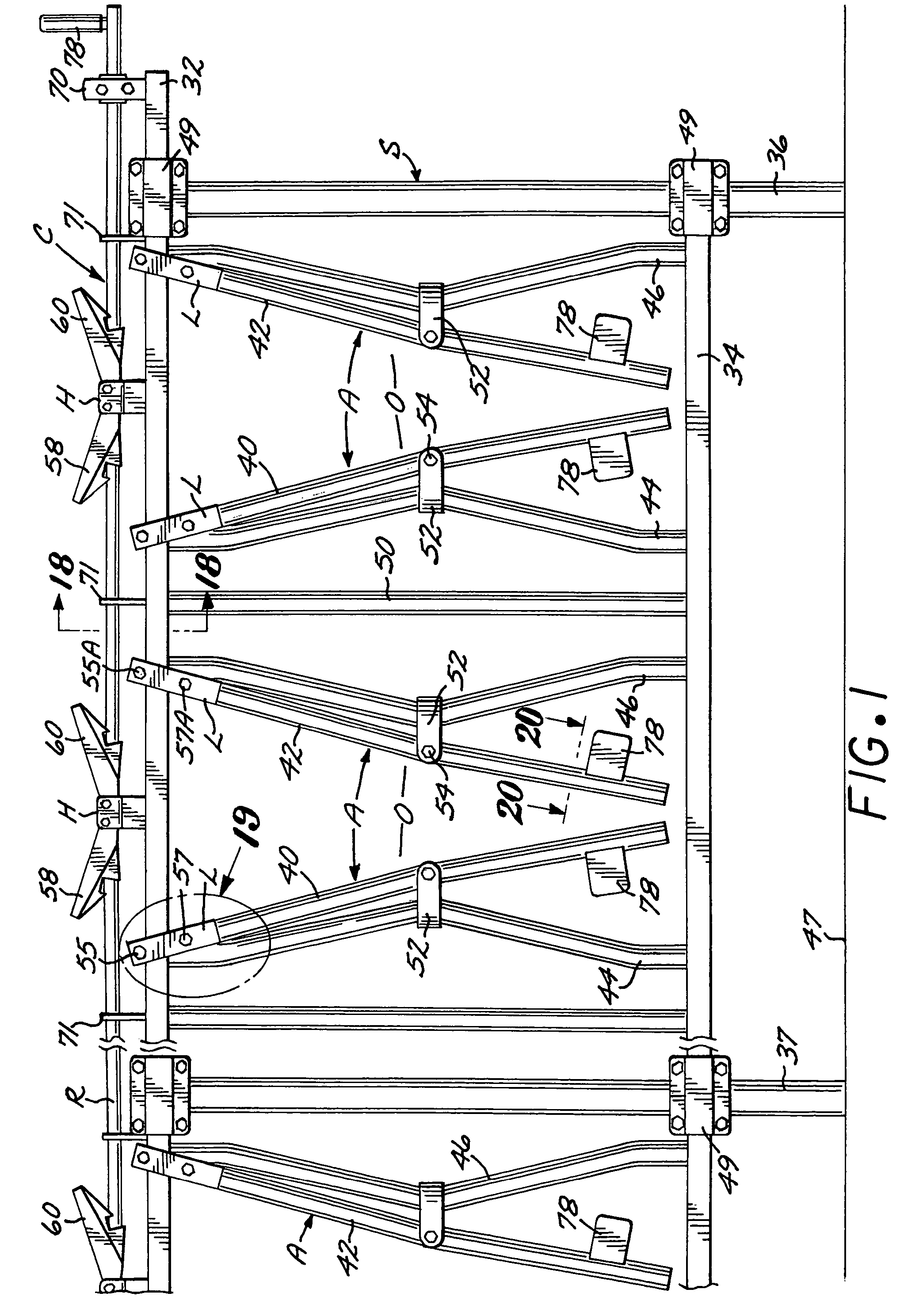 Double-release bar for a cow stanchion apparatus