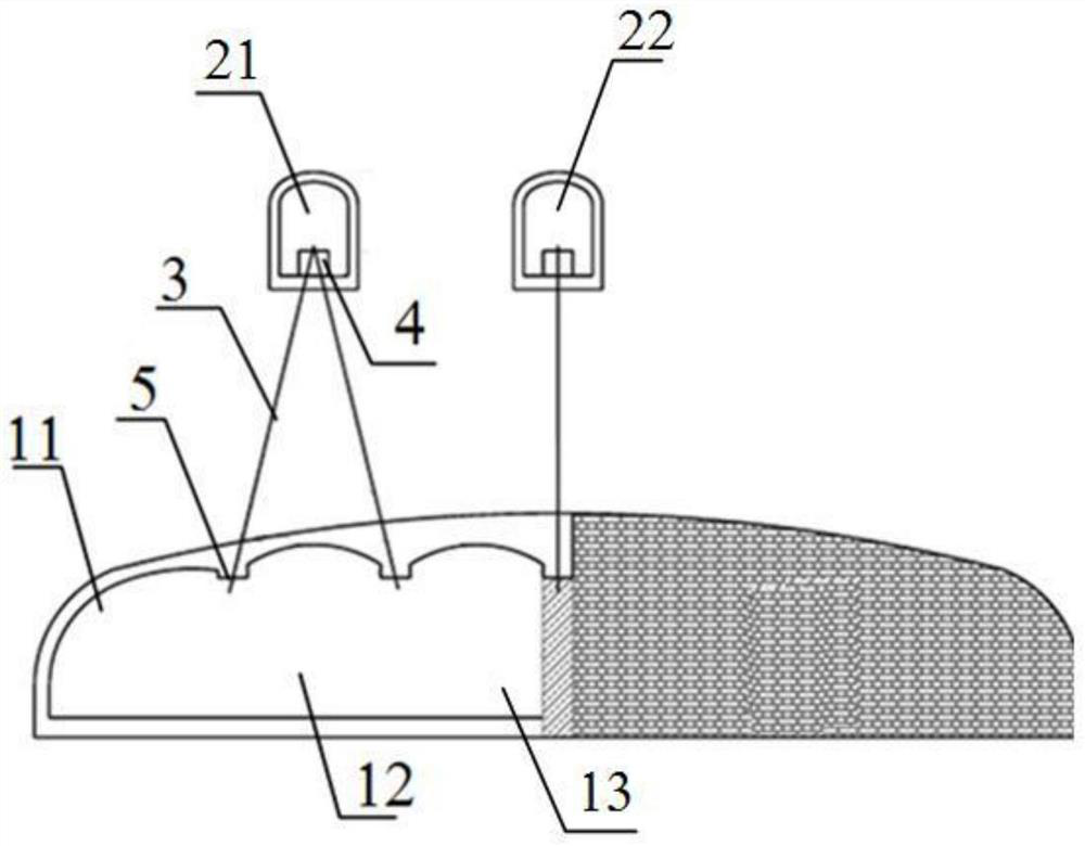 Large-span column-free underground tunnel structure and method based on advanced pilot tunnels and opposite-pulling anchor cables