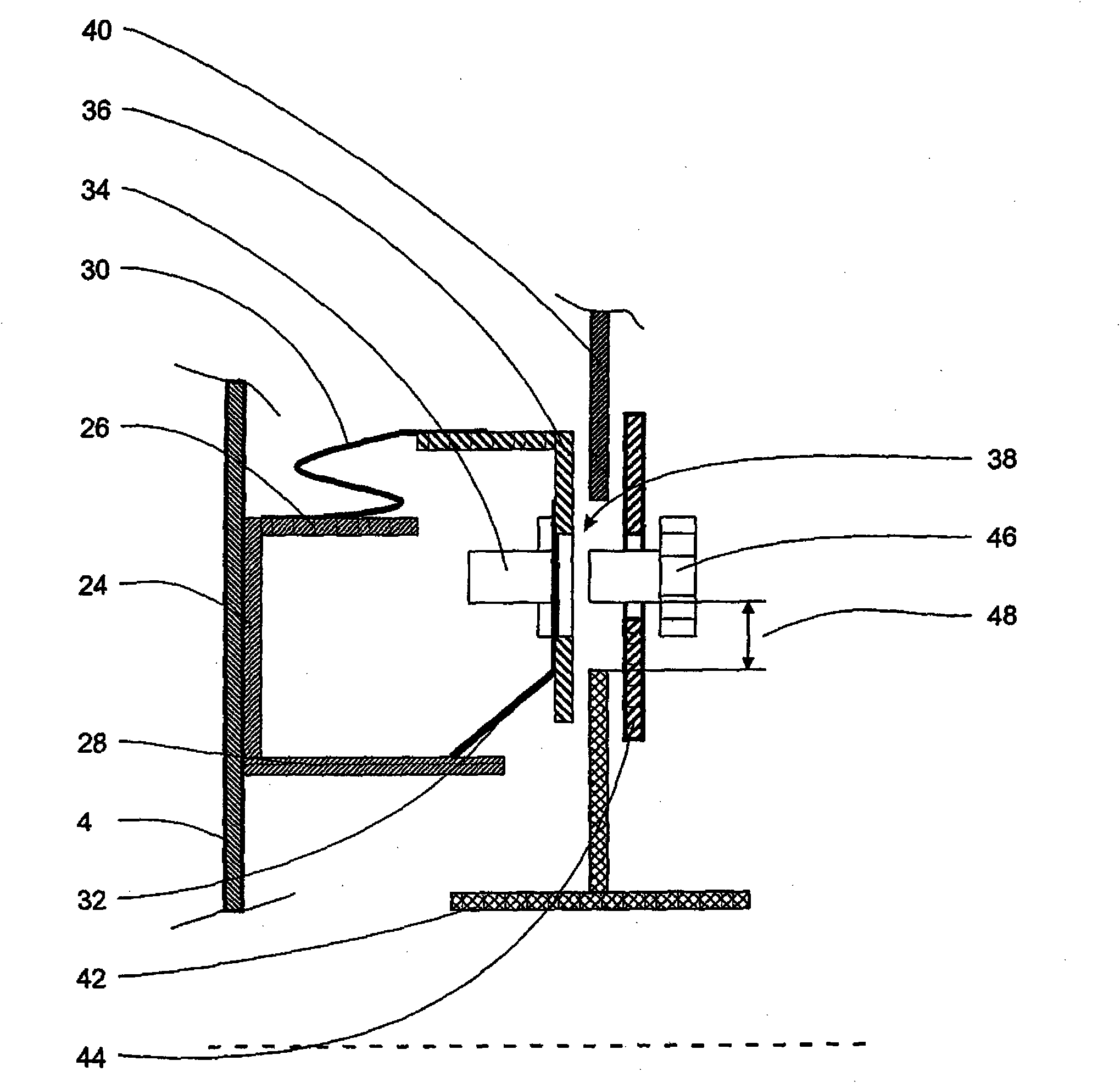 Device for mechanically decoupled attachment of an aircraft component having hot gas flowing through the same