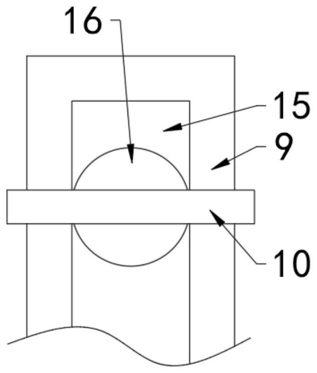 Blank cutting device for hollow brick production