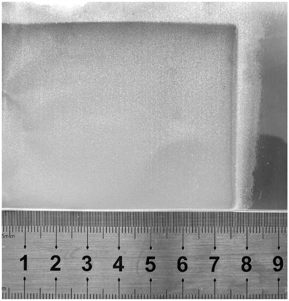 Low-voltage electronic aluminum foil for capacitor and preparation process thereof