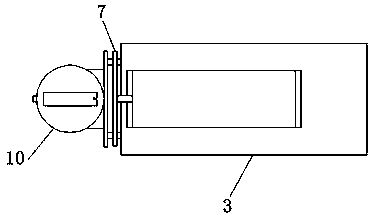 Welding flux feeding device