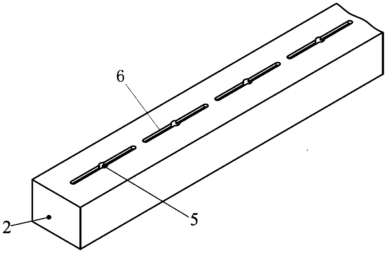 Microstructure channel and lubricating oil groove composite guide rail and method