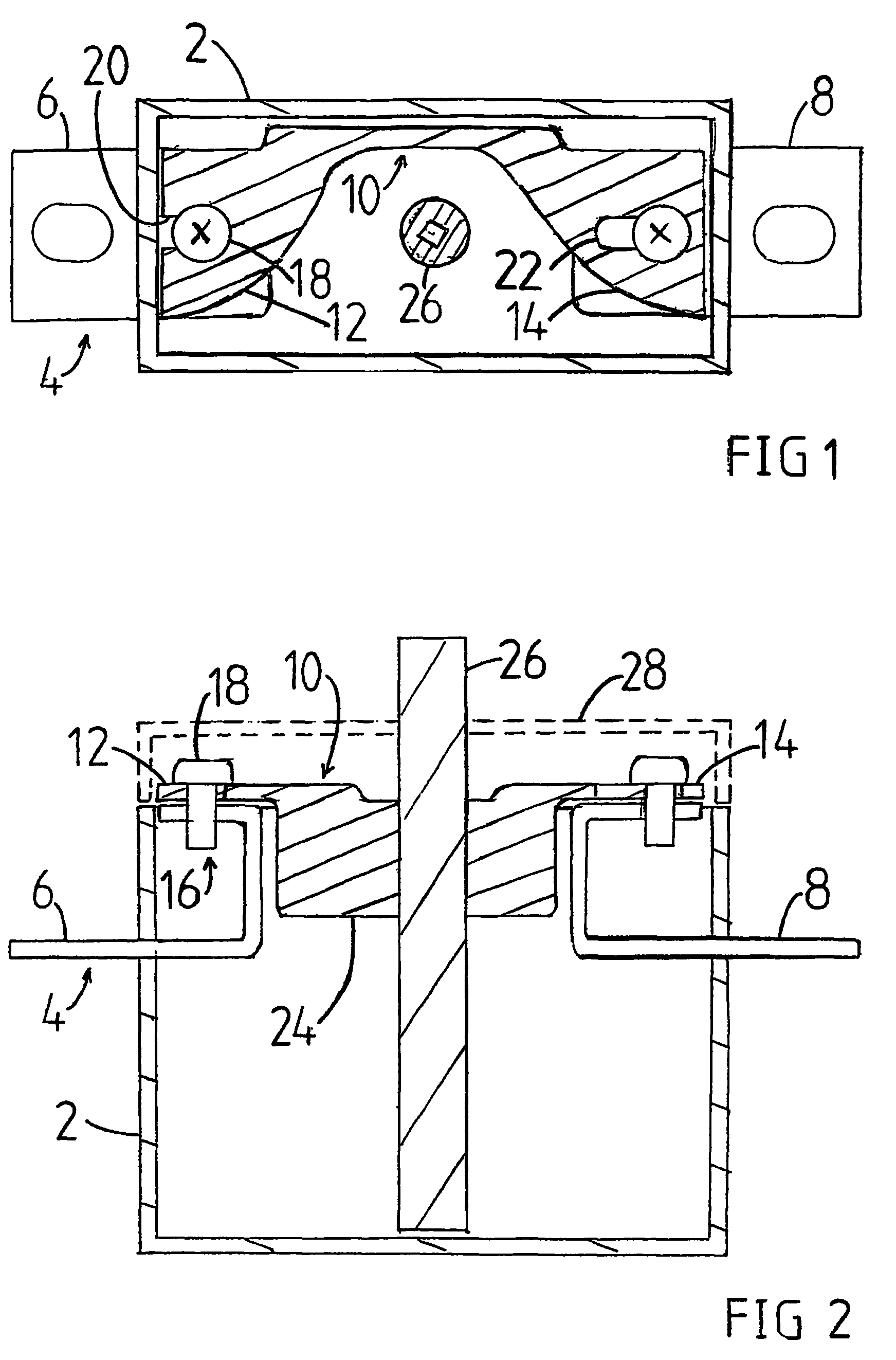 Switching device provided with neutral conductor