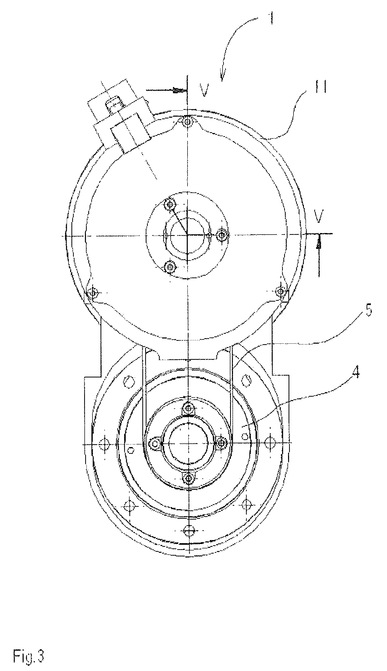 Method of chucking a tool or a workpiece and apparatus for carrying out the method