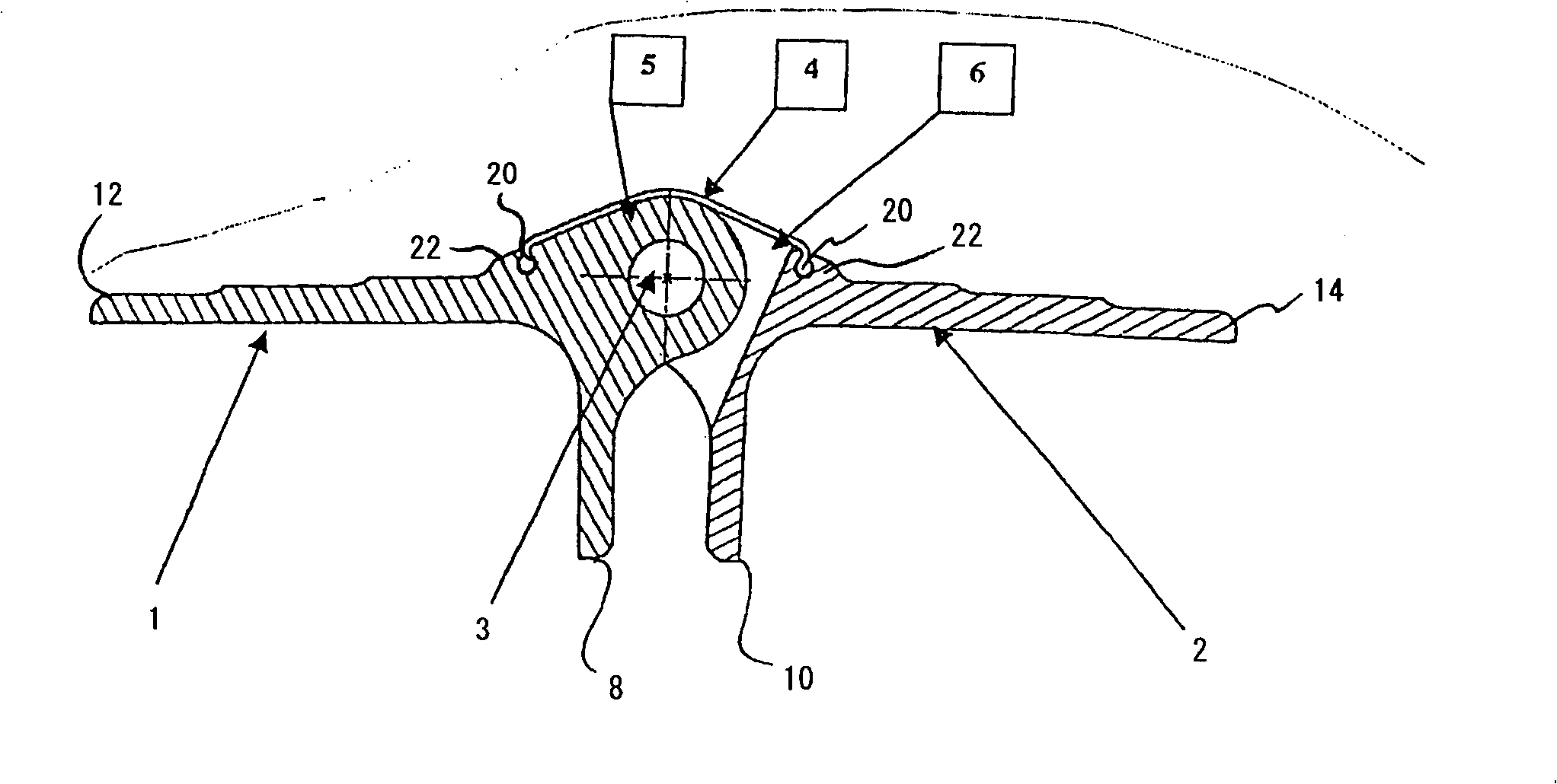 Covering device for a hinge of an aircraft