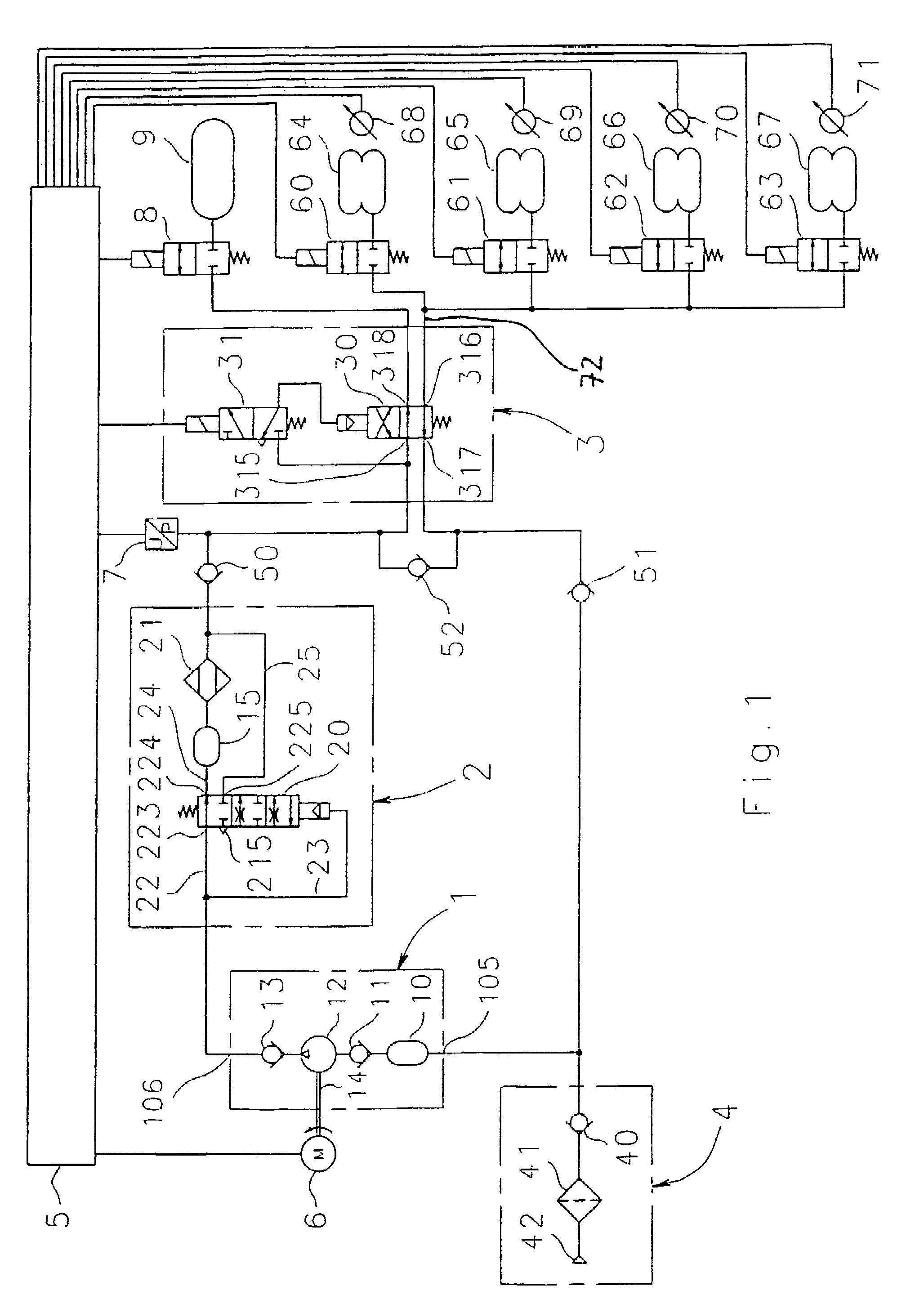 Pneumatic suspension system for a vehicle