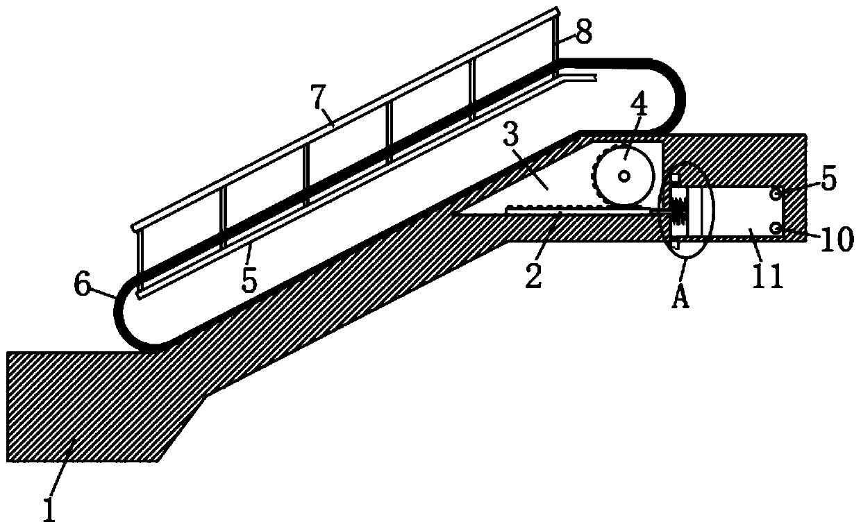 Pedestrian cooling device of induction escalator