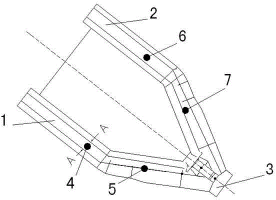One-step integral hoisting method for Y-shaped three-way-type downcomer of blast furnace