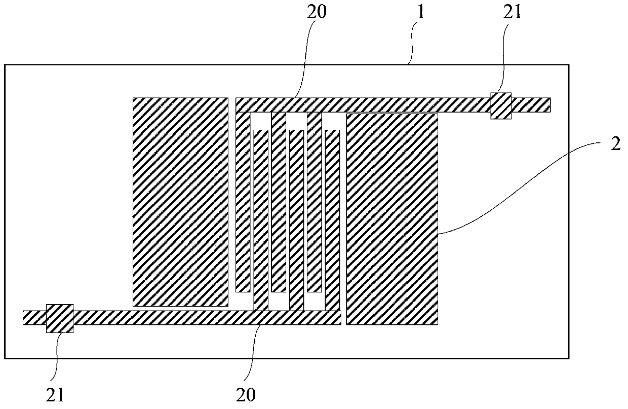 Differential capacitive micro-acceleration transducer and manufacturing method thereof