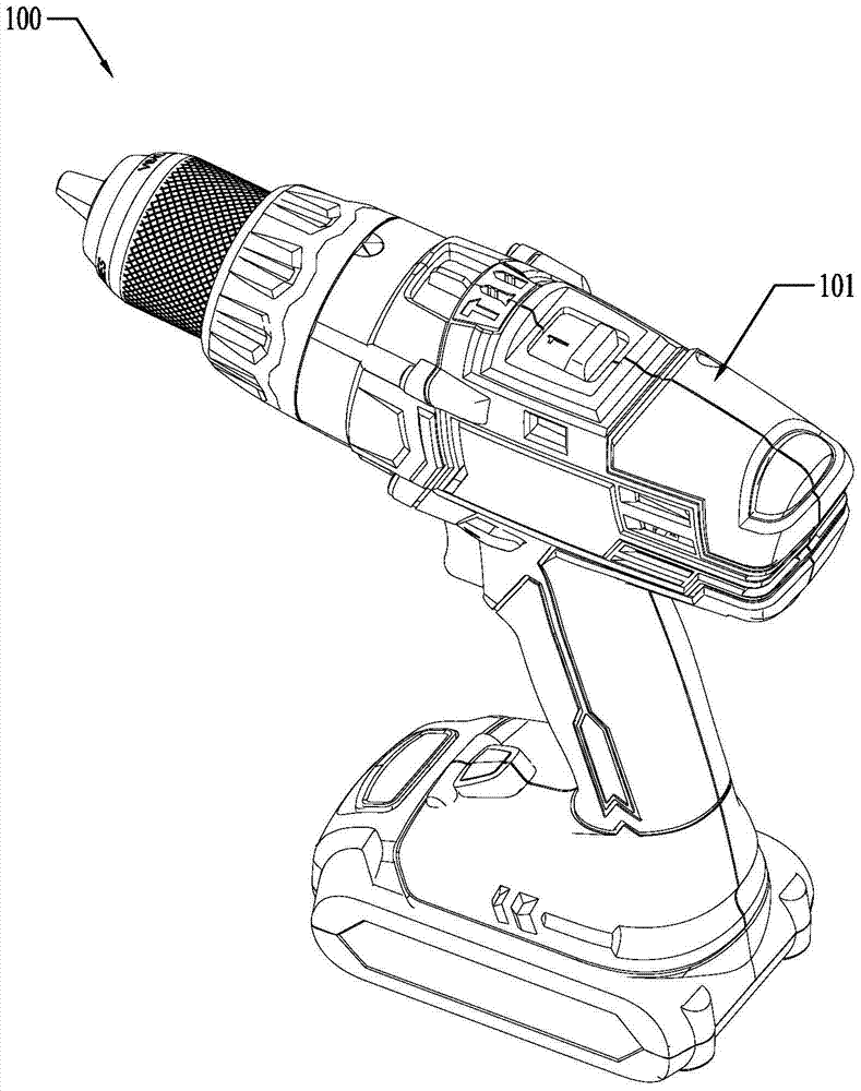 A torque output tool and its one-way torque transmission mechanism