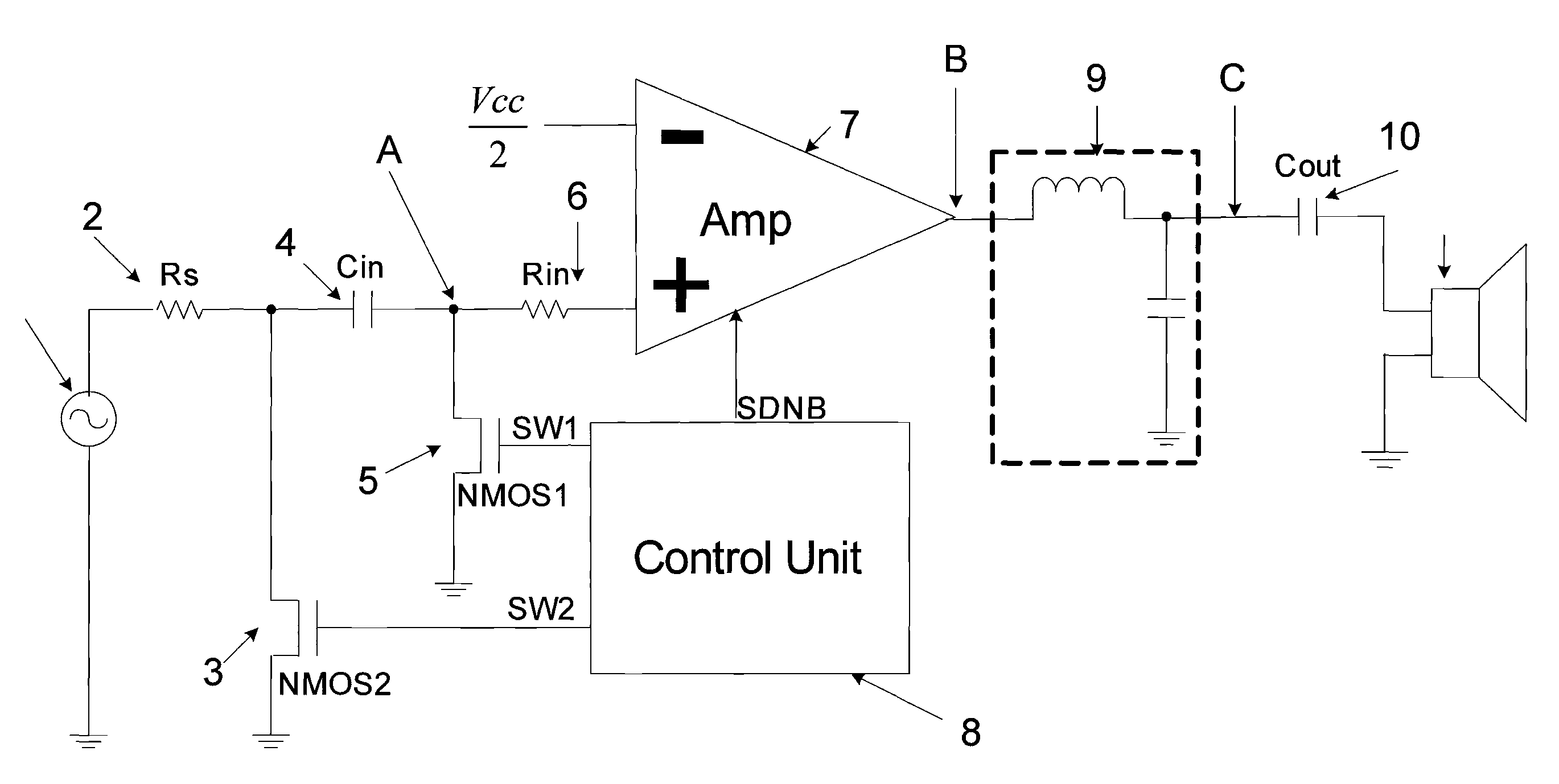 Circuit and method for eliminating speaker crackle during turning on or off power amplifier