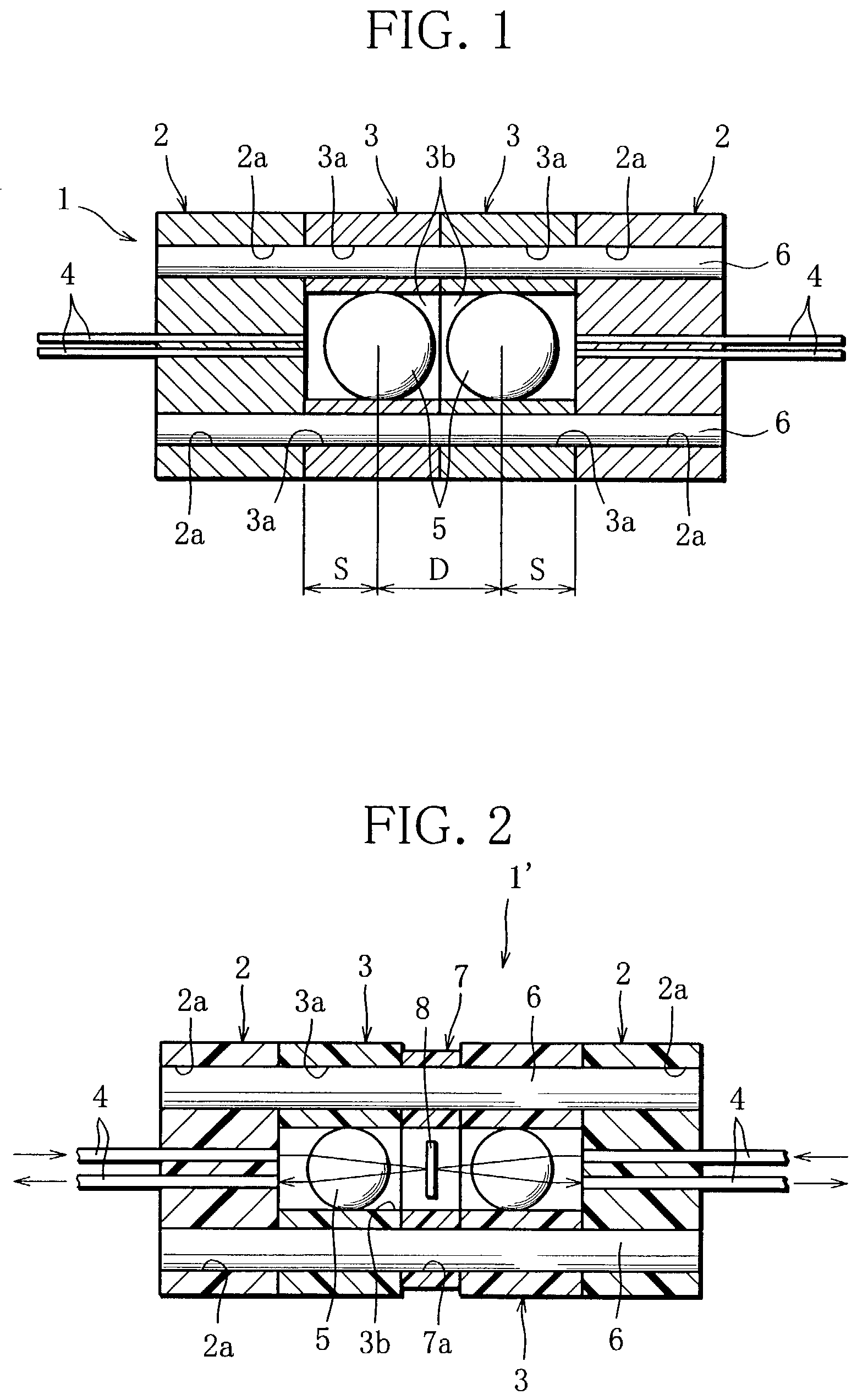 Optical module, and multi-core optical collimator and lens housing therefor