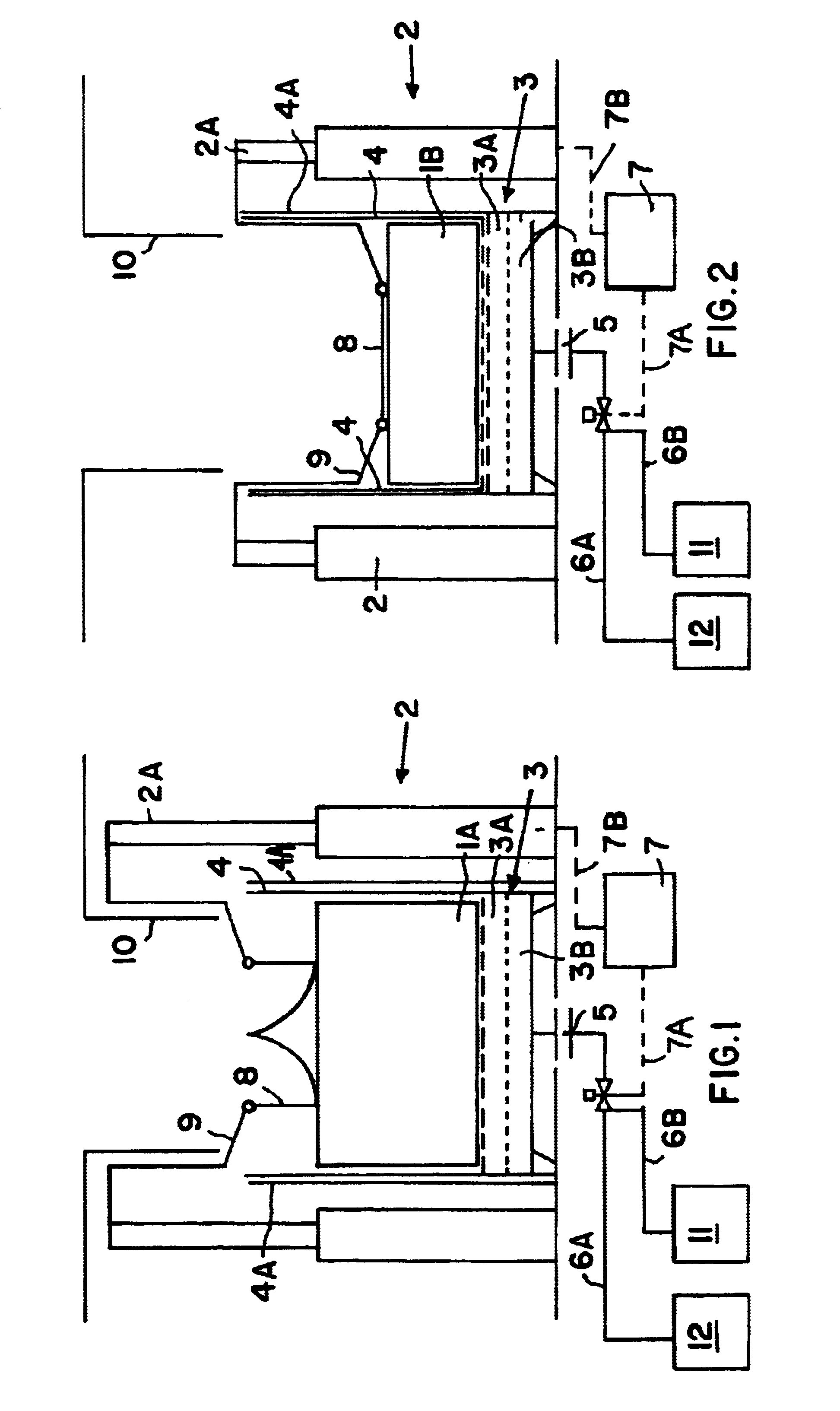 Apparatus for compacting and draining mixed waste in passenger transport vehicles