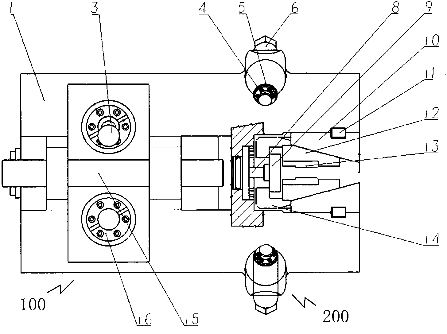 Flexible hydraulic jaw