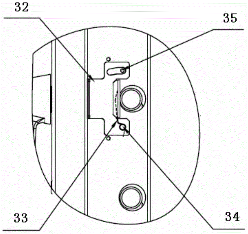 Safe with door pin automatic reset mechanism