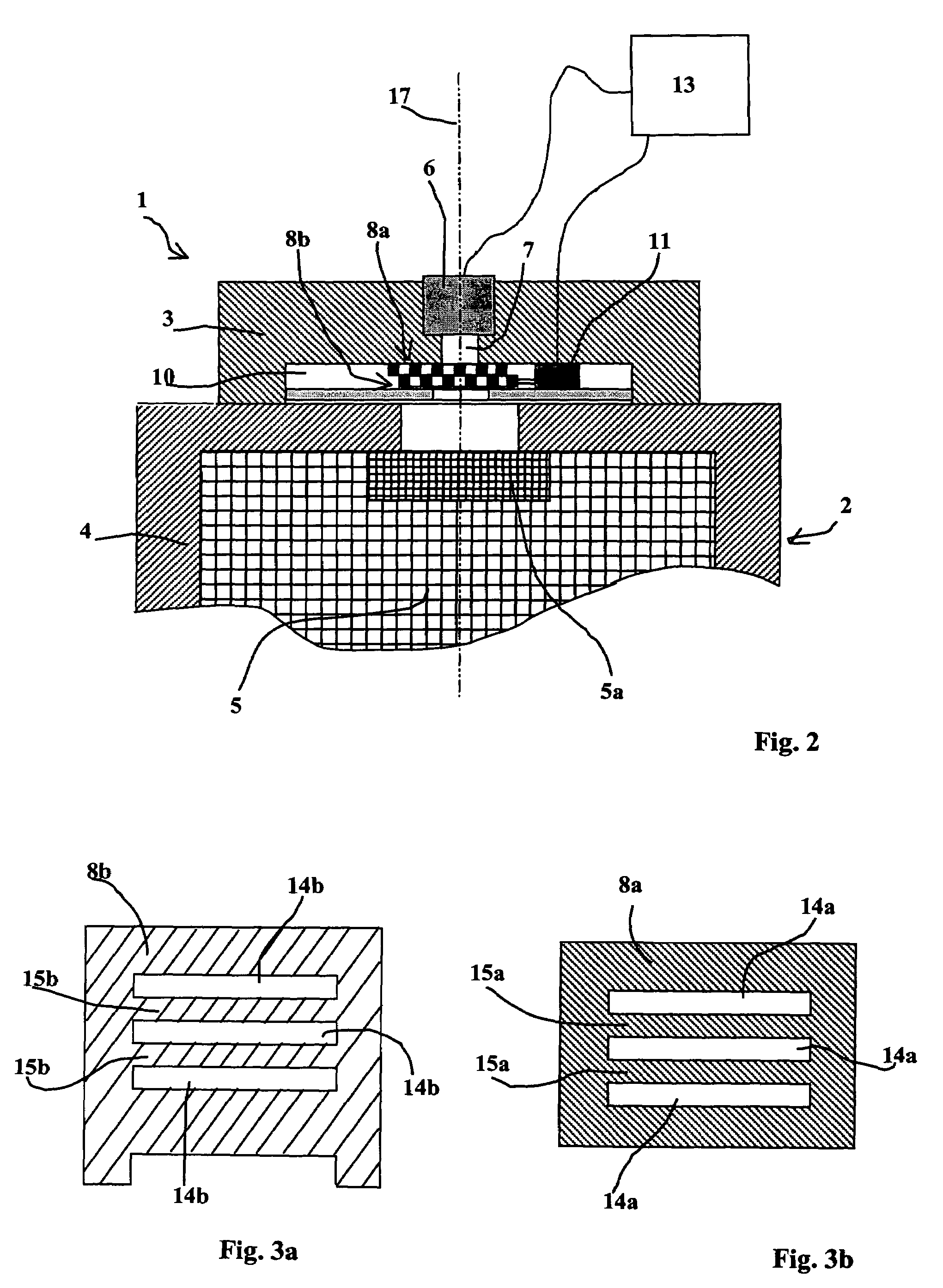 Pyrotechnic safety device of reduced dimensions
