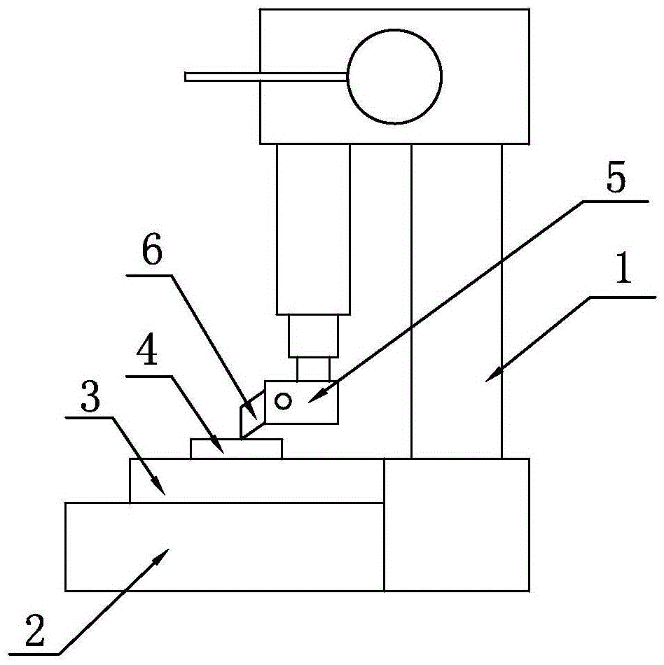 Opening device for electrode insulation shunting strips of solar cell module