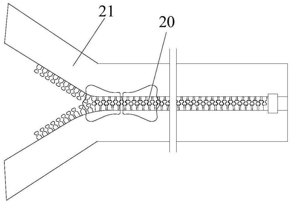 Mounting device for back-to-back double zipper pullers