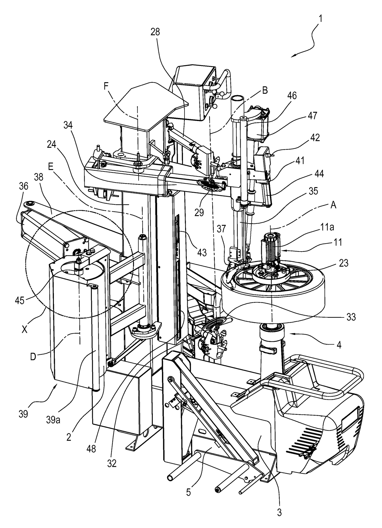 Machine for fitting and removing a tyre and method for operating the machine