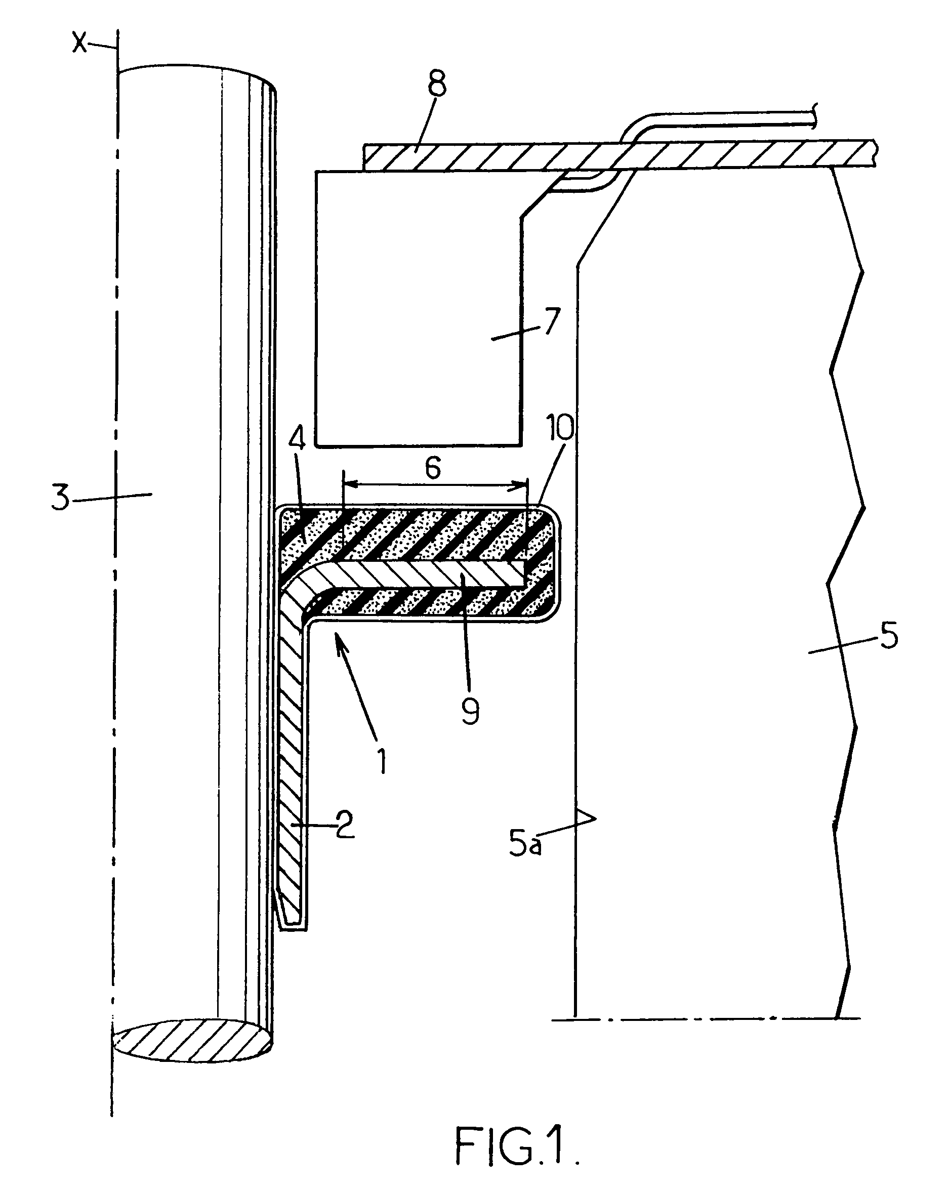Encoder for a movable shaft, a device including such an encoder, and a method of fabricating such an encoder