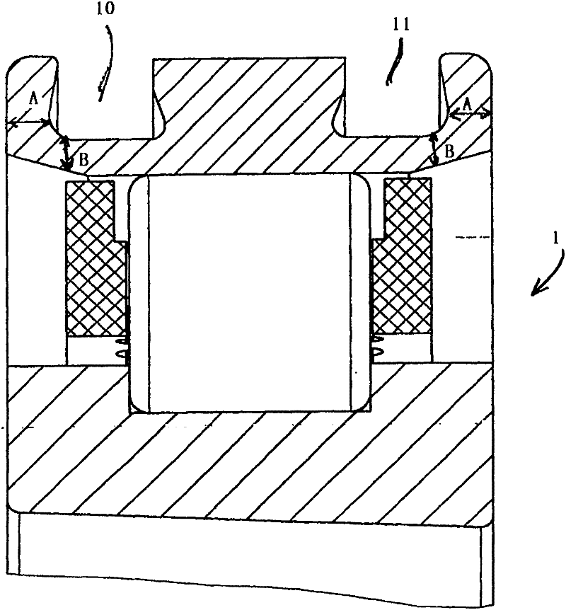 Rolling bearing having optimized outer race