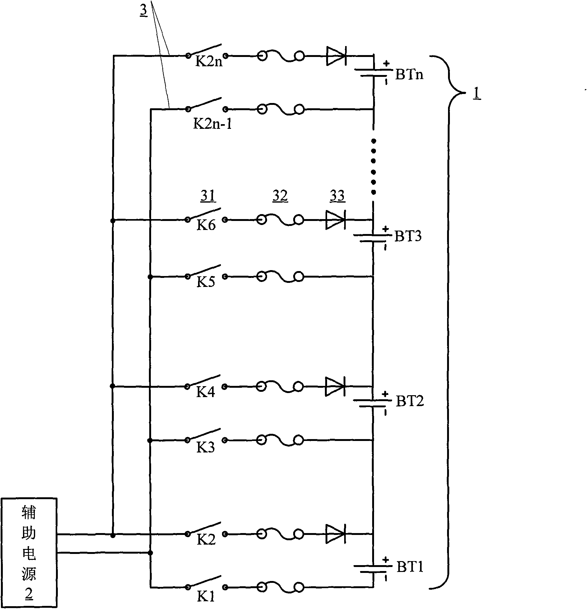 Device for equalizing charge of battery and method thereof