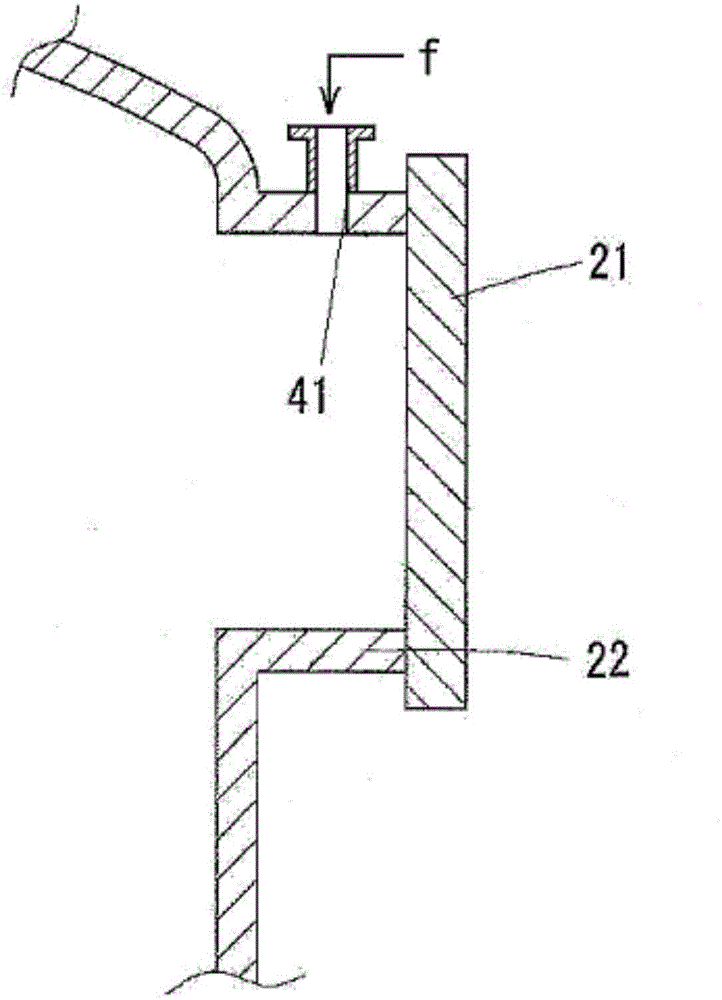 Fluid bed reactor and method of producing nitrile compound using same