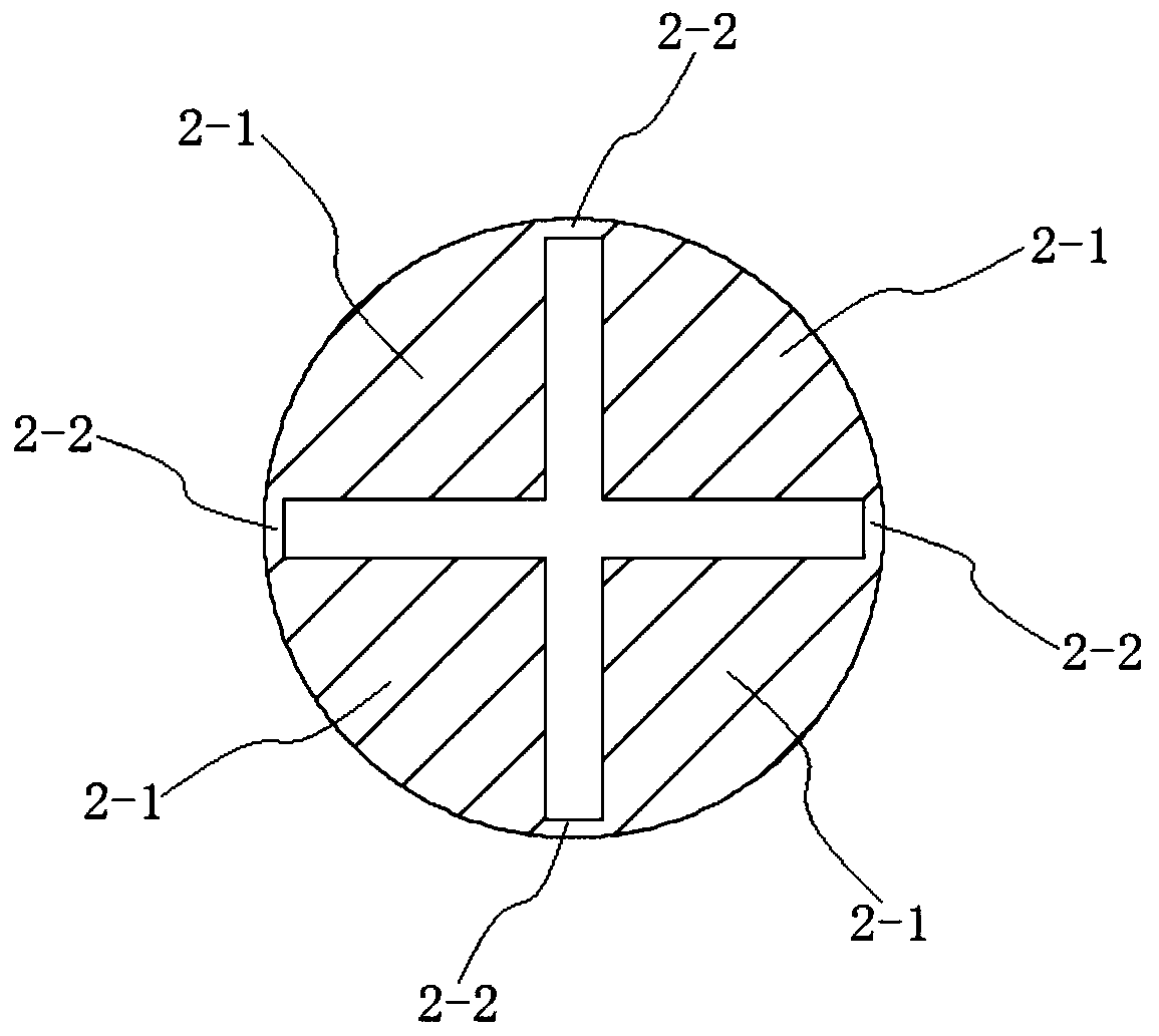 Medical patch fixing pin capable of automatically bending and fixing