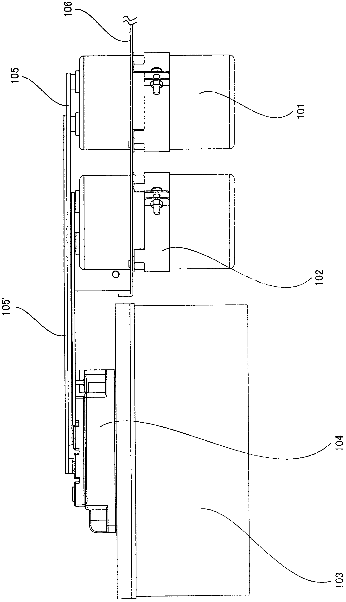 Capacitor installing stack structure and installing method of capacitor