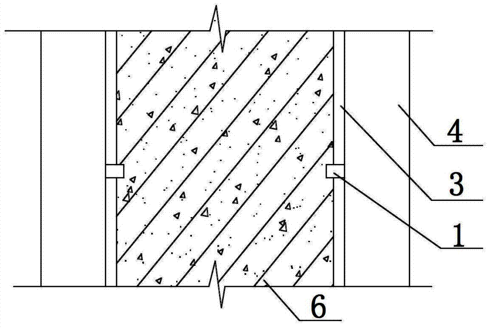 Construction method of template with no split bolt hole