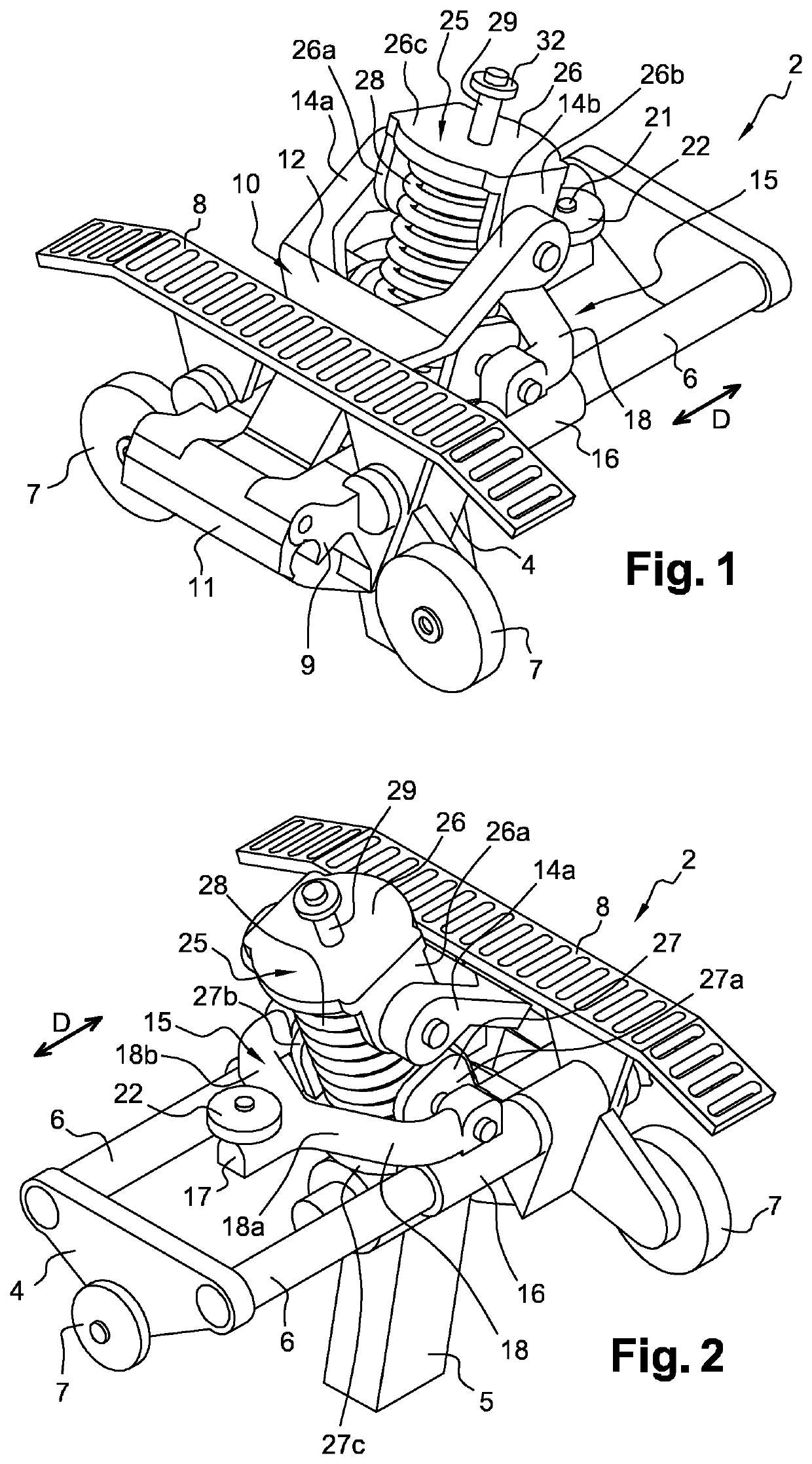Coupling device intended to couple a vehicle to a traction cable of a transportation installation