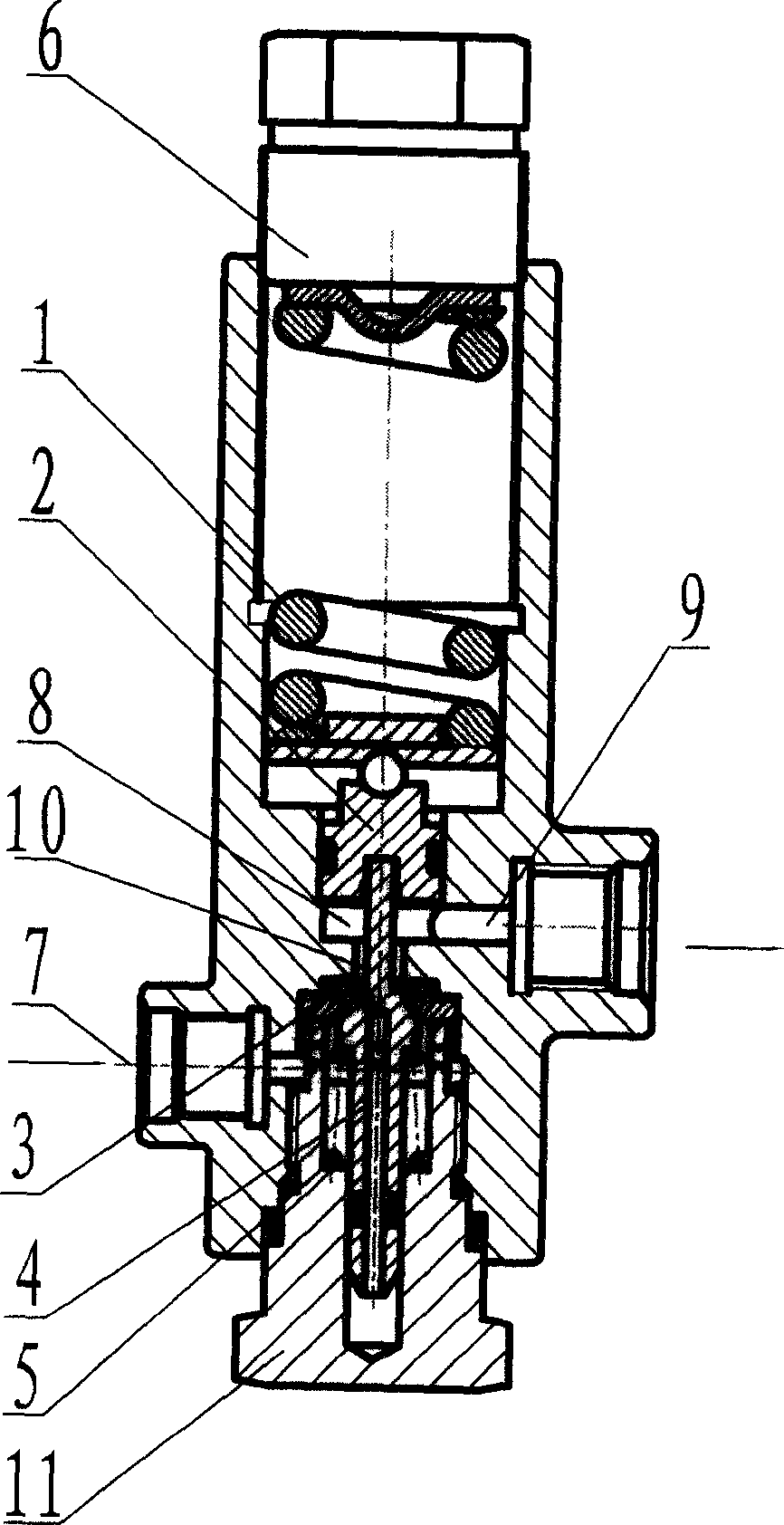 Gas path pressure release device and corresponding gas path pressure release device realizing large pressure reducing ratio