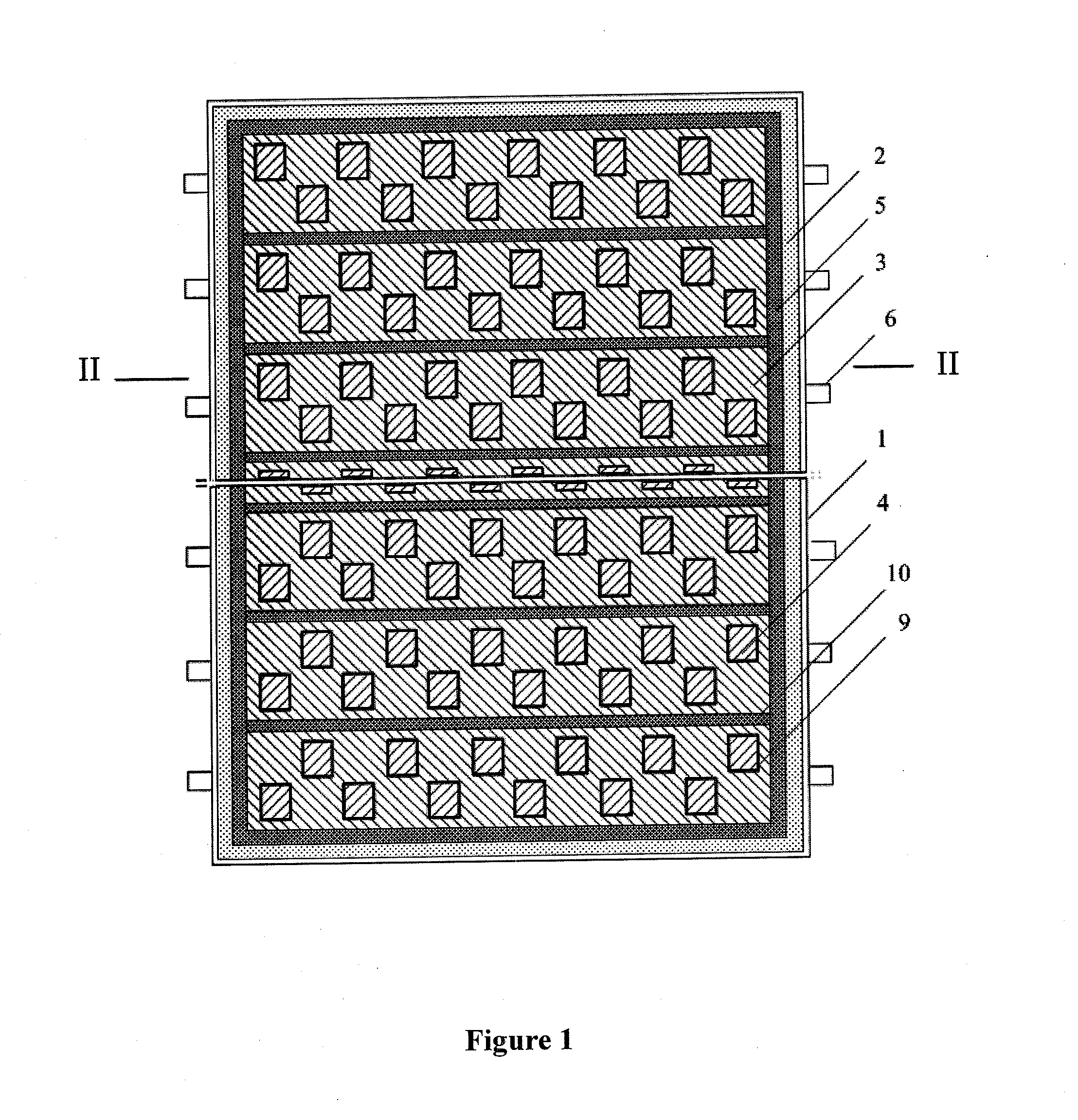 Aluminum electrolytic cell having cathode carbon block with columnar protrusions embedded on its upper surface