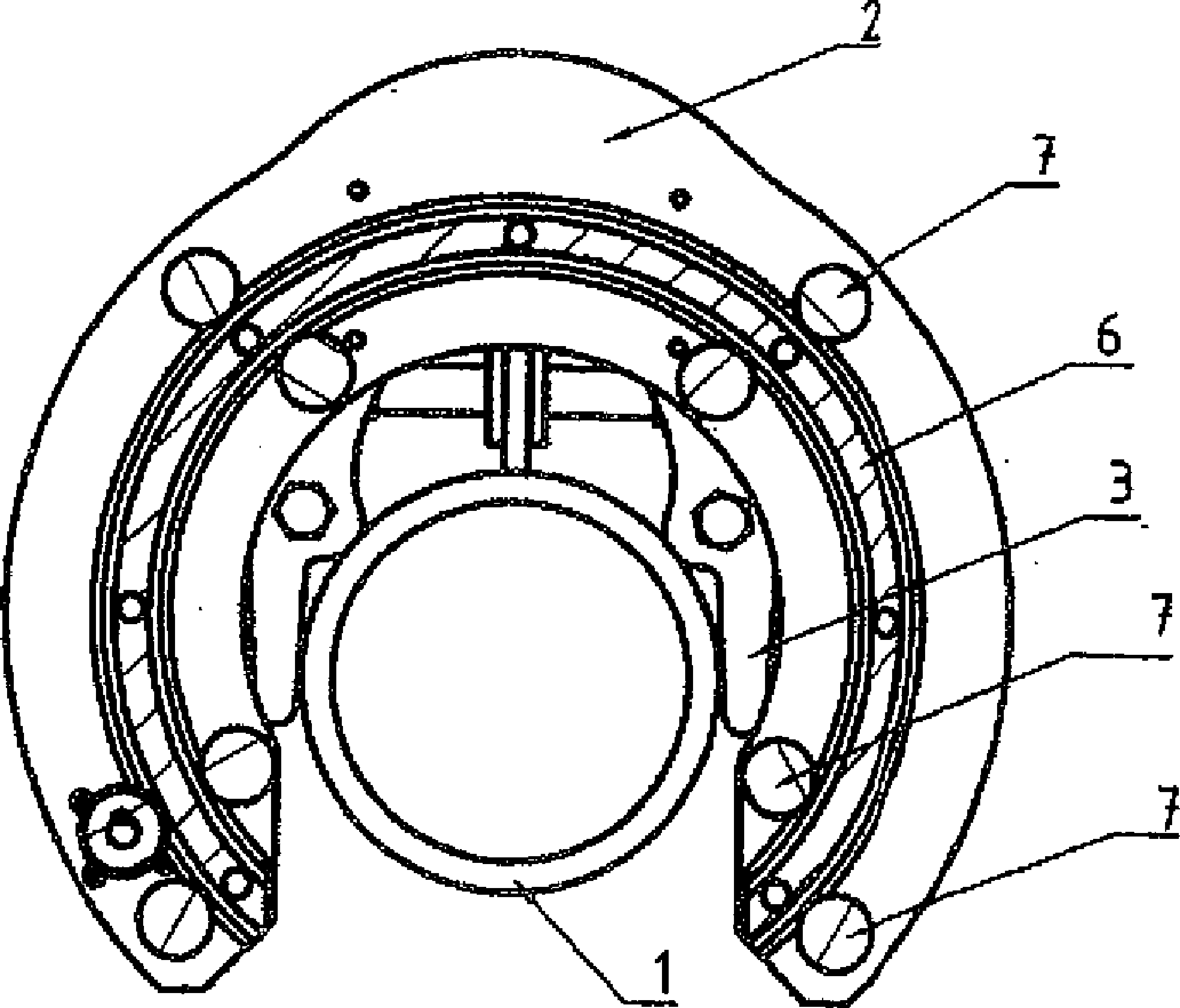 Device for connecting the ends of pipes made of steel by means of an orbital welding process
